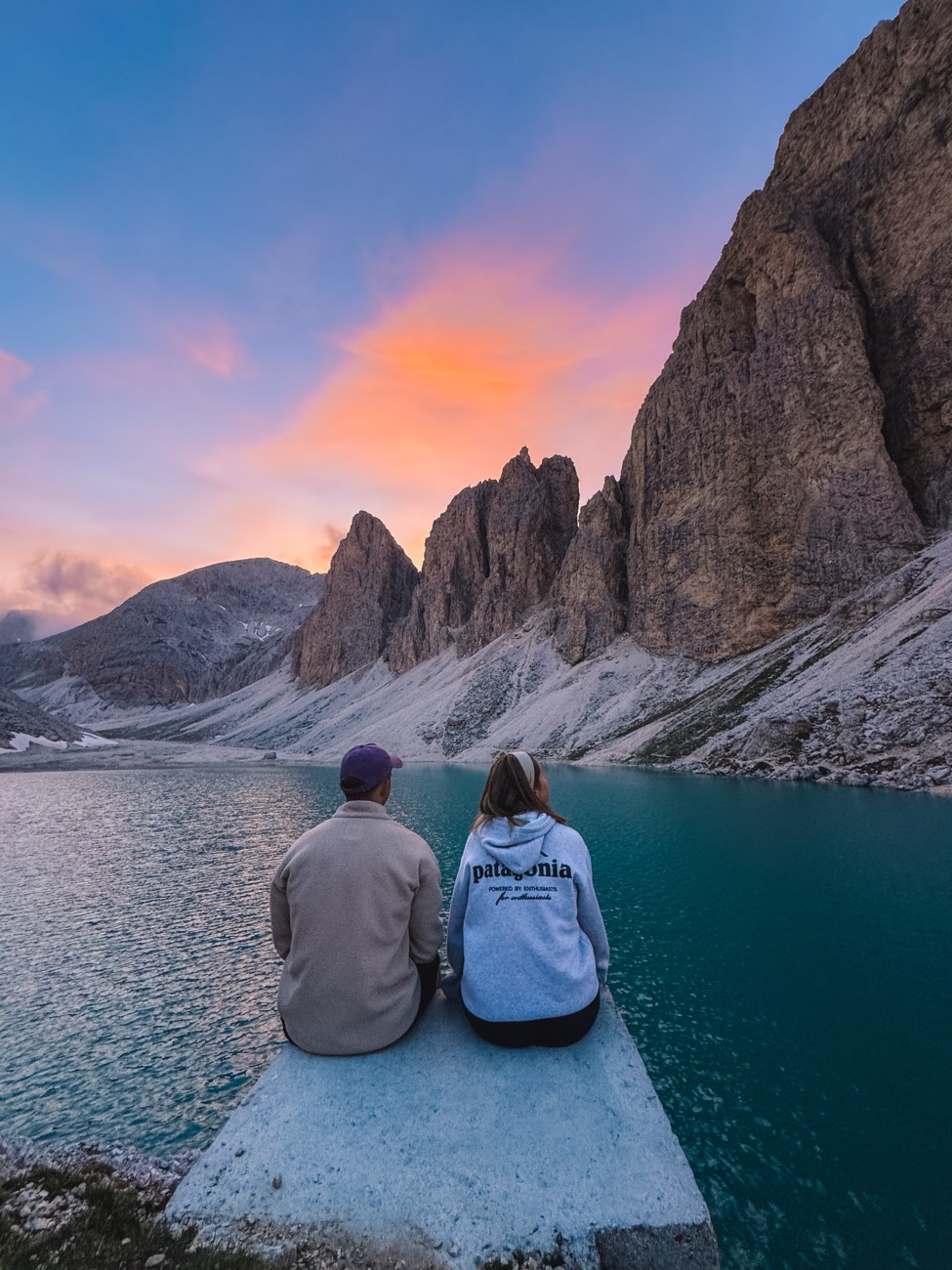 Lago di Antermoia at sunset