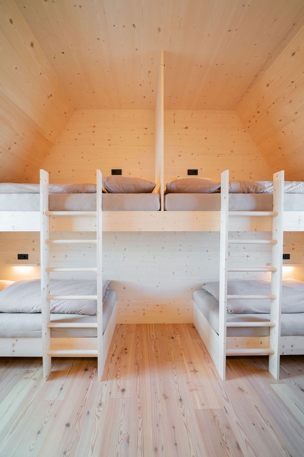 Santner Pass Hütte room